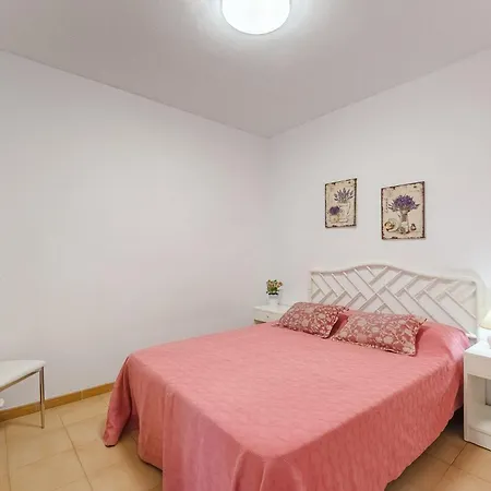 Апартаменты Spacious With The Private Terrace