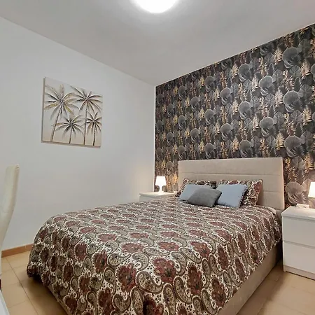 Appartamento Sunny 1-br With Ac And Private Terrace Near The Ocean *