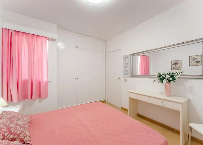 Spacious With The Private Terrace Апартаменты Арона